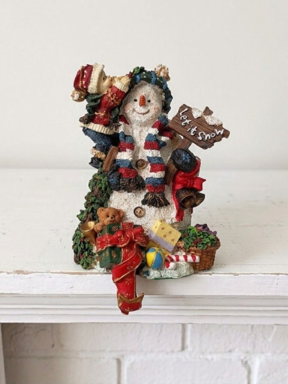 Grandeur Noel Collectible Snowman Stocking Holder Heavy Resin Christmas Decor